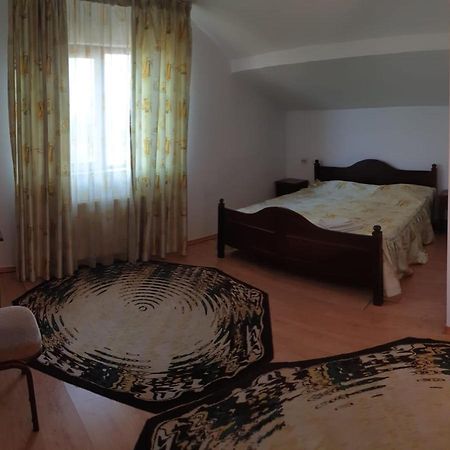 פיאטרה ניאמט Motel Balcost מראה חיצוני תמונה