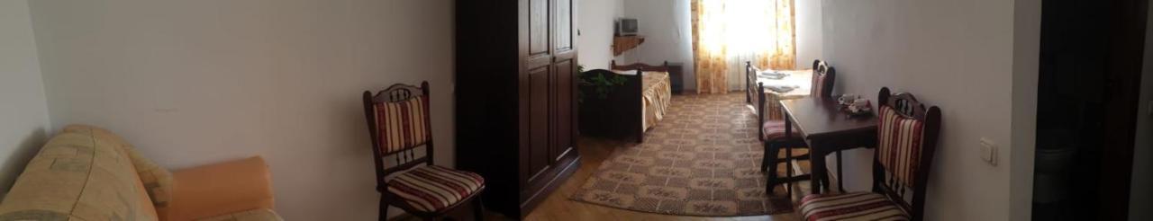פיאטרה ניאמט Motel Balcost מראה חיצוני תמונה