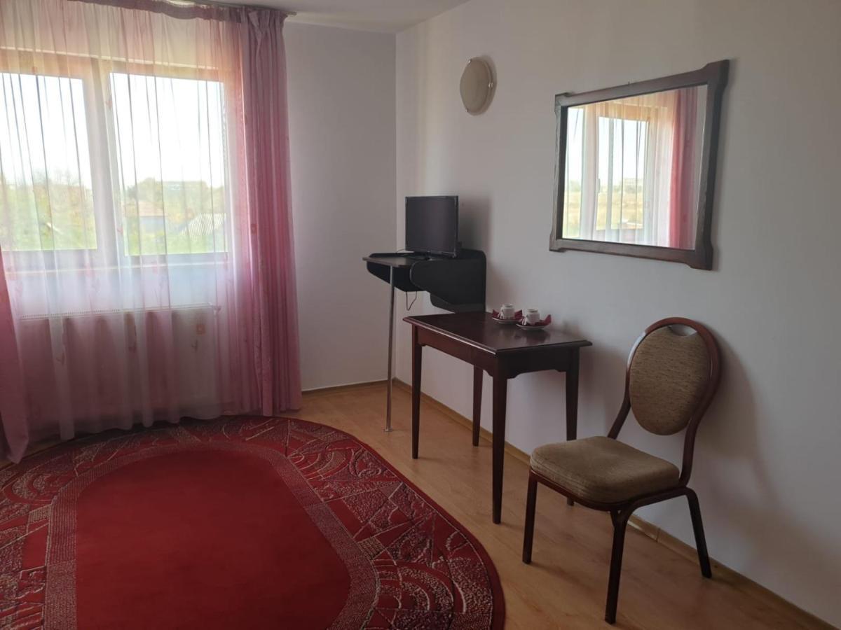 פיאטרה ניאמט Motel Balcost מראה חיצוני תמונה