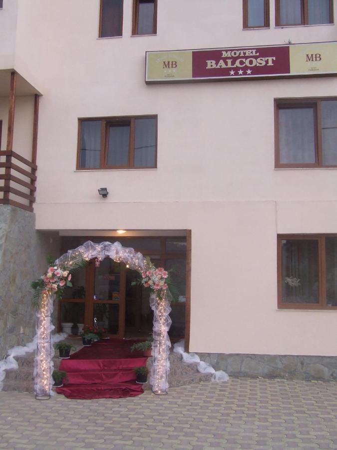 פיאטרה ניאמט Motel Balcost מראה חיצוני תמונה