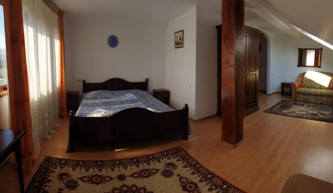 פיאטרה ניאמט Motel Balcost מראה חיצוני תמונה