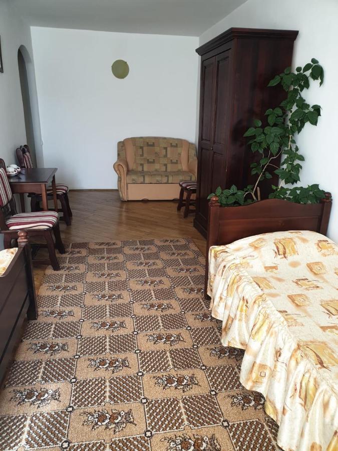 פיאטרה ניאמט Motel Balcost מראה חיצוני תמונה